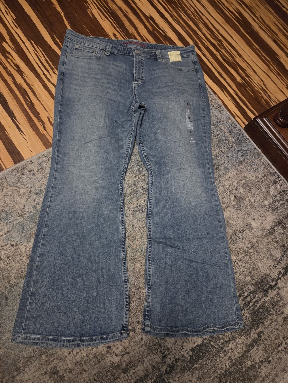 NWT Lucky Brand 20/35R Plus Size Bootcut Flare Jeans